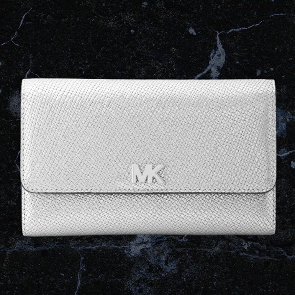 Michael Michael Kors multi-function phone wallet